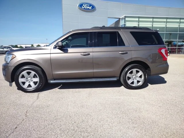 Certified 2018 Ford Expedition XLT with VIN 1FMJU1HTXJEA52815 for sale in Galesburg, IL