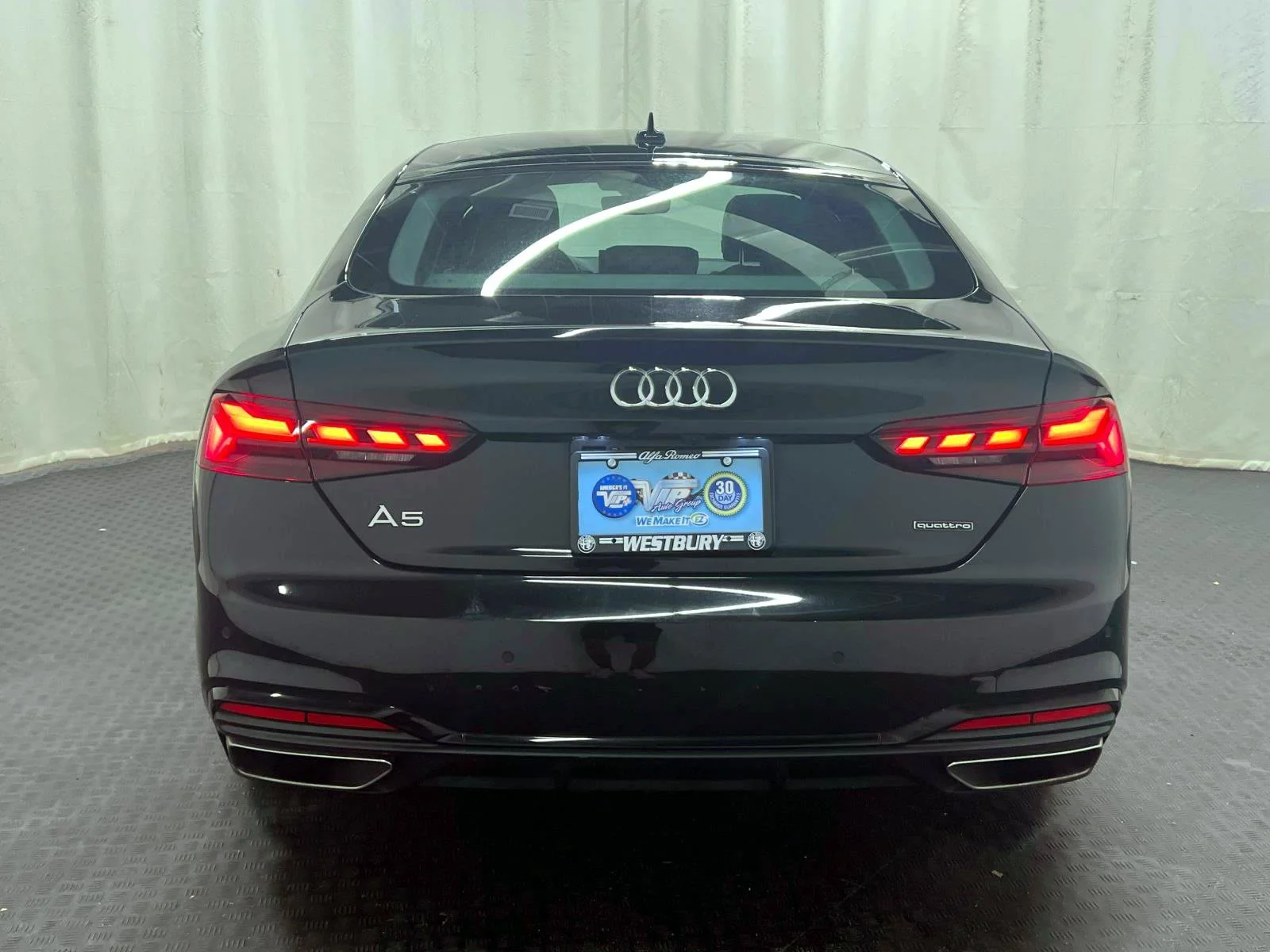 Used 2025 Black Audi S line Premium image 7