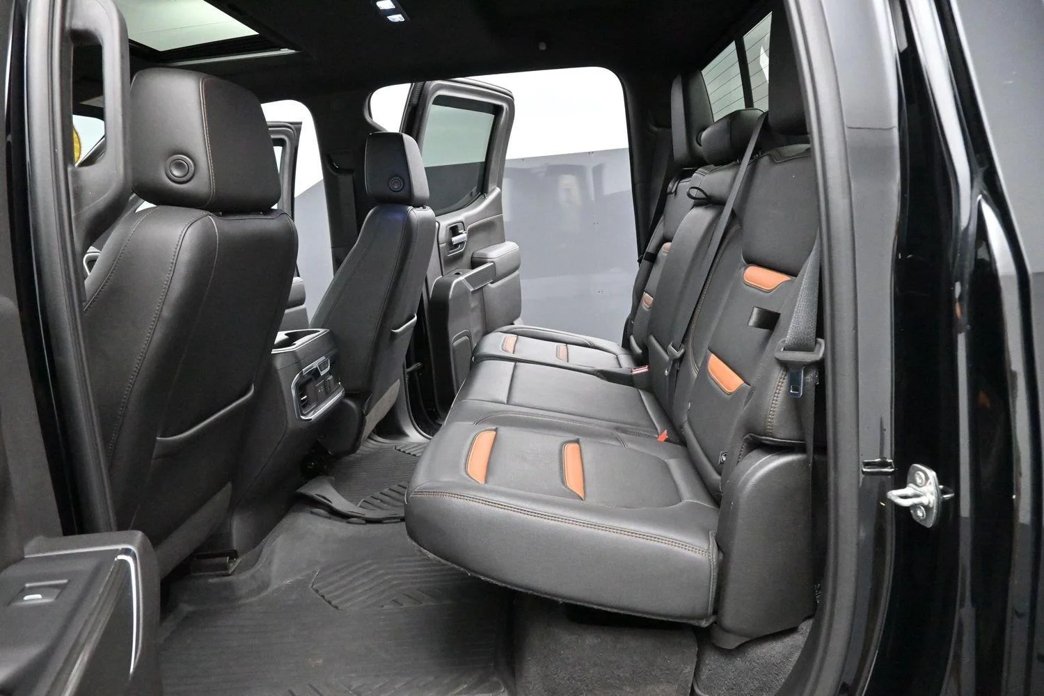 Used 2020 ONYX BLACK GMC AT4 image 30