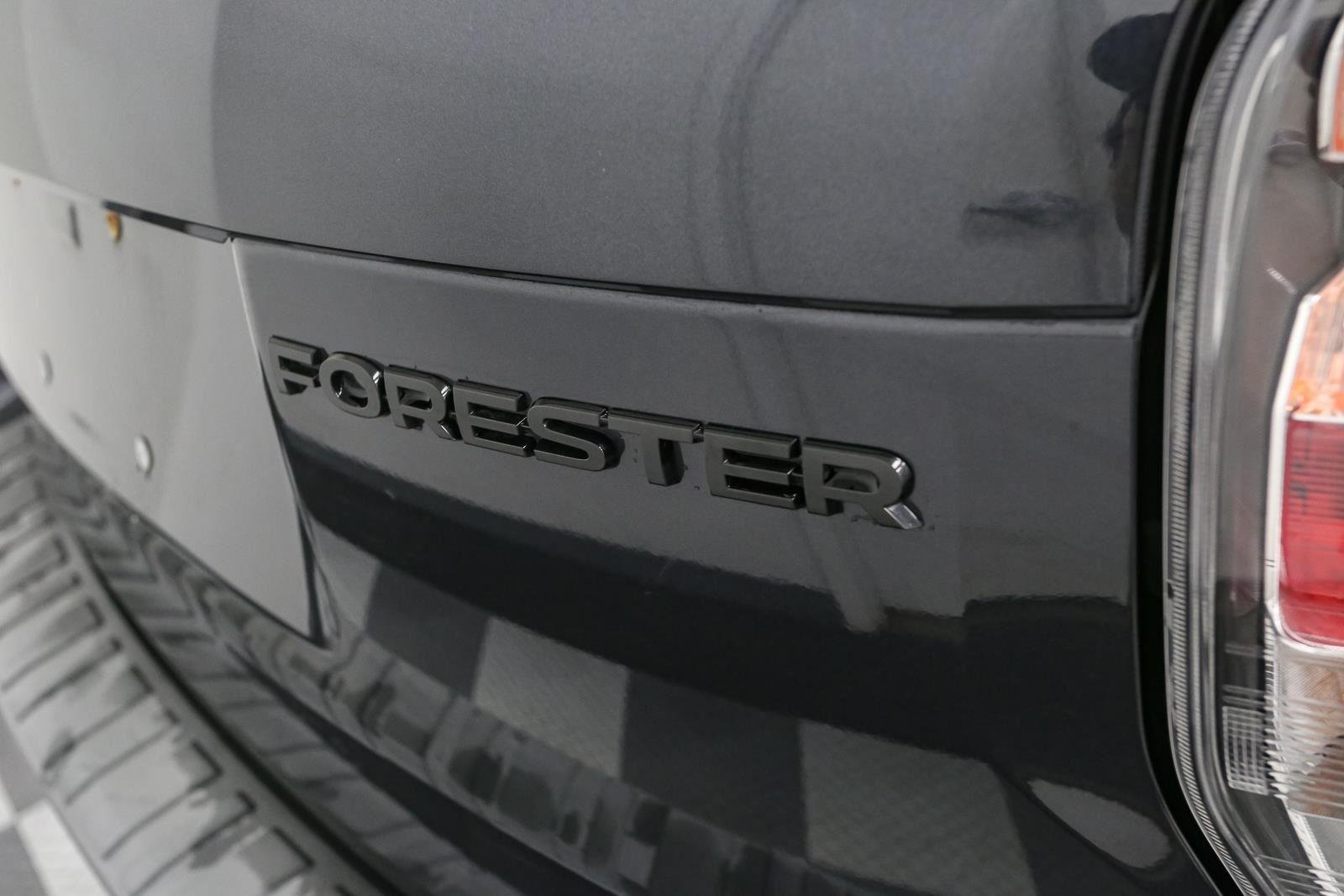 Used 2018 Dark Gray Metallic Subaru Premium Black Edition image 11