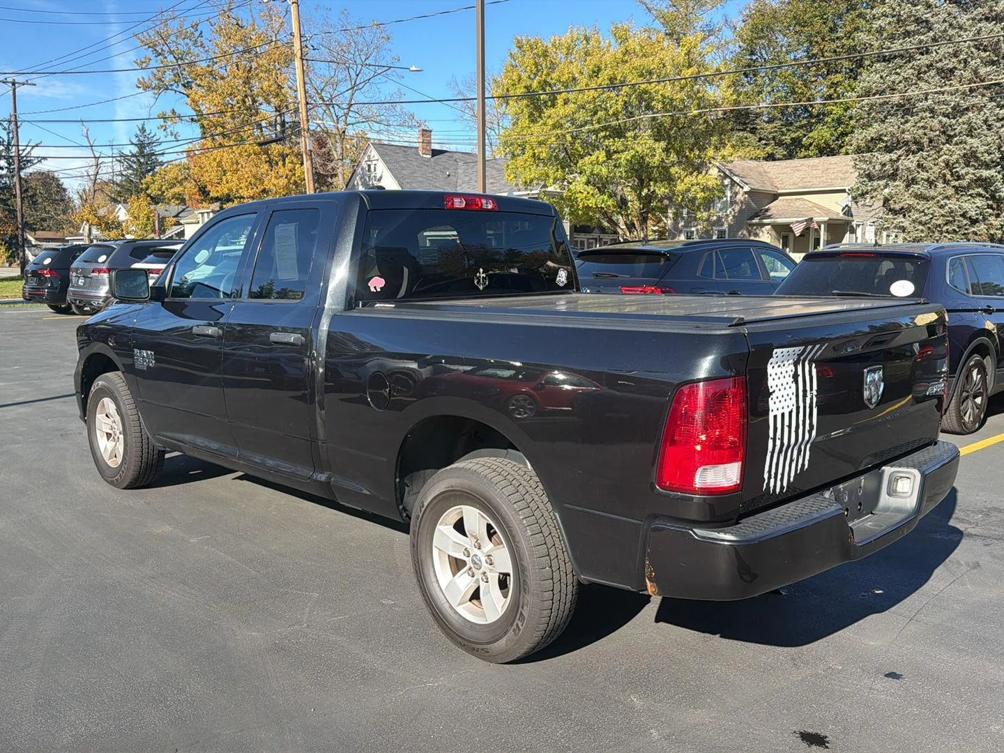 Used 2019 Brilliant Black Crystal Pearlcoat Ram Express image 2