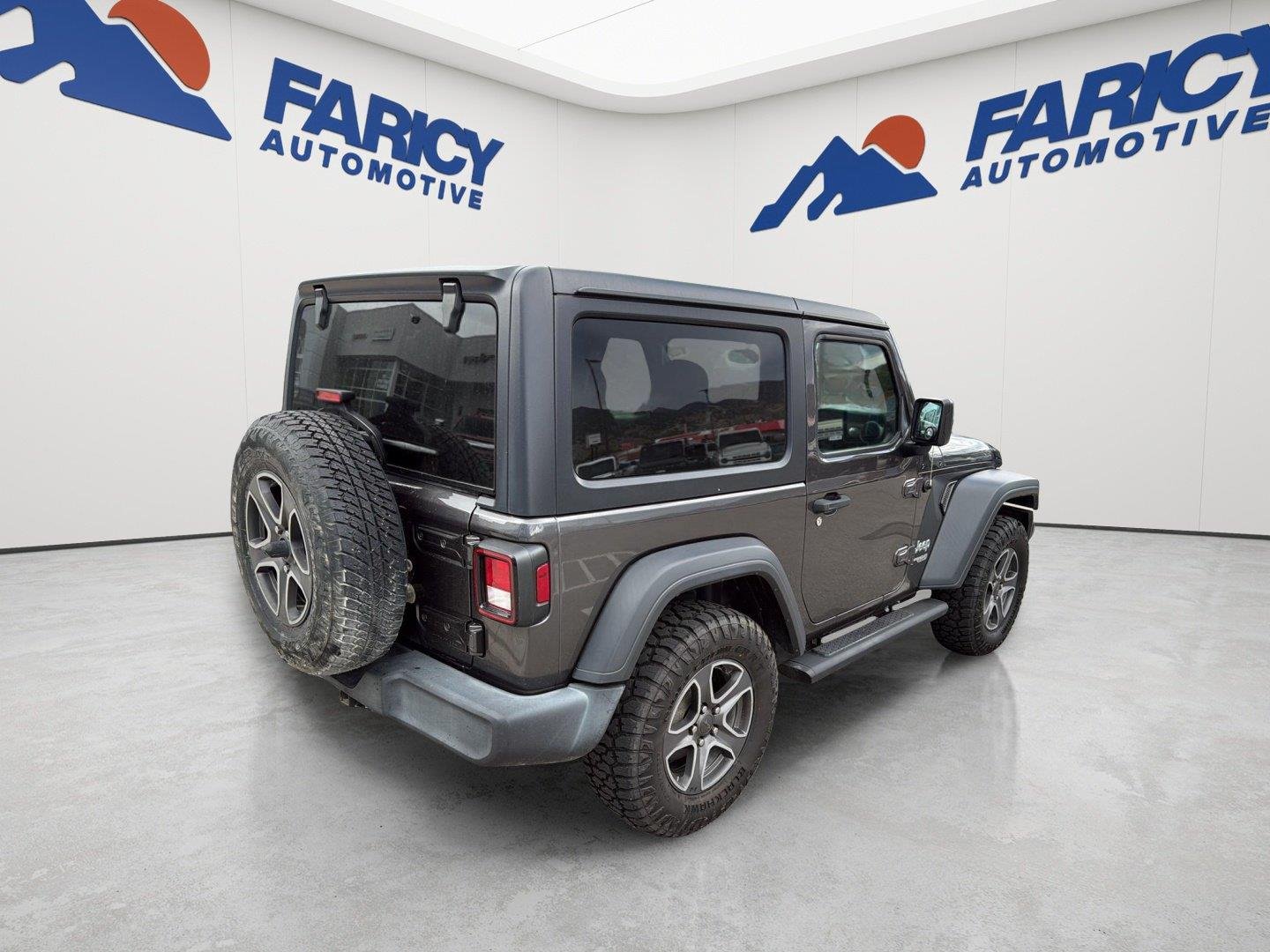 Used 2019 Granite Crystal Clearcoat Metallic Jeep Sport S image 3