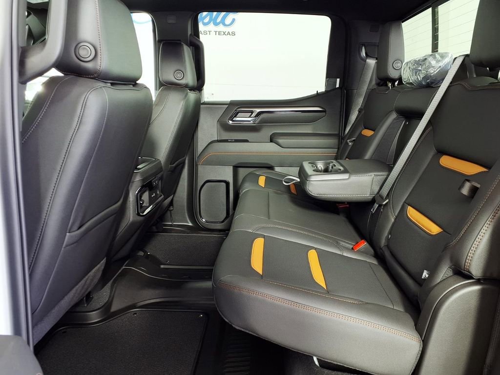 2026 GMC Sierra 1500 AT4 - Photo 9