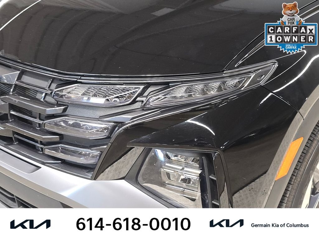 Used 2025 Black Hyundai SEL image 15