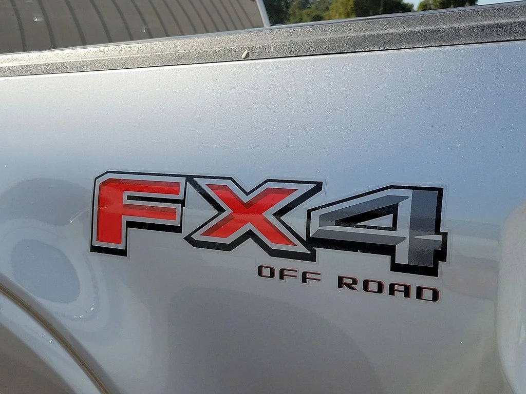 Used 2022 Silver Metallic Ford XLT image 3
