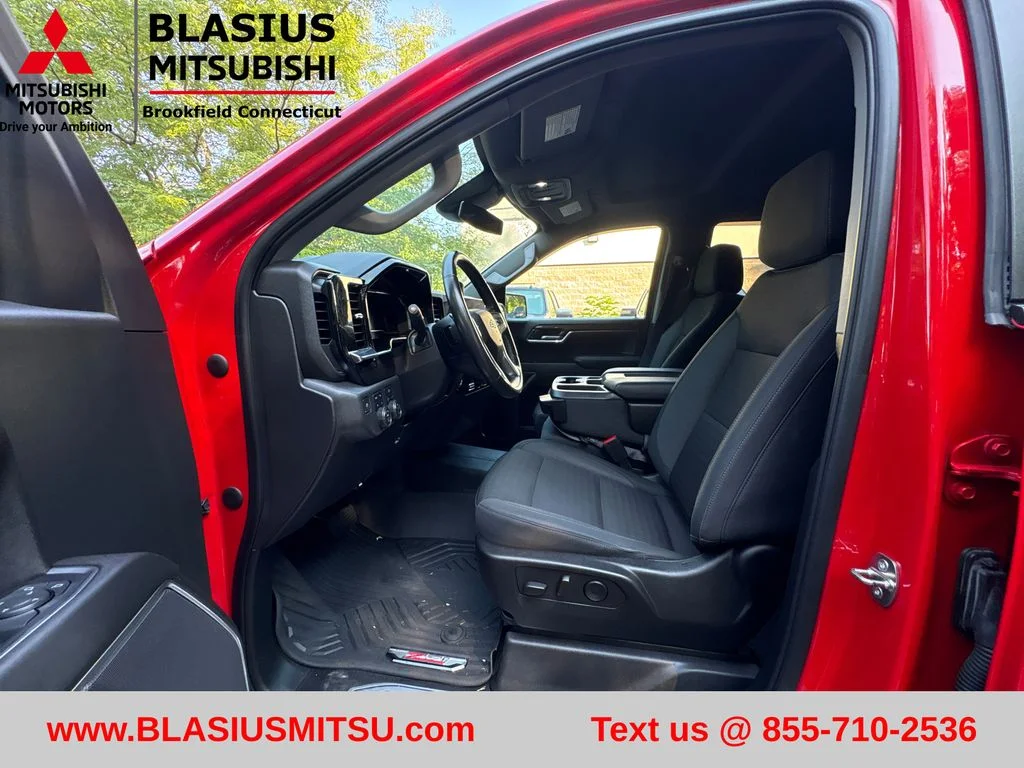 Used 2022 Red Chevrolet LT Trail Boss image 16