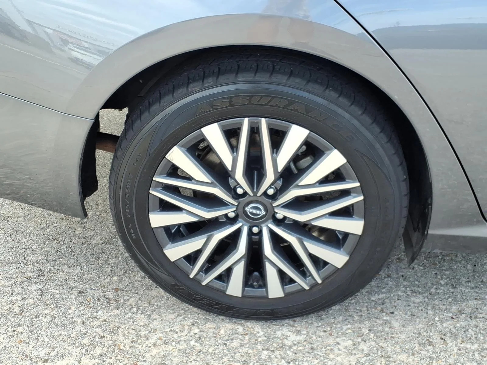 2024 Nissan Altima 2.5 SV Gray at Robbins Nissan