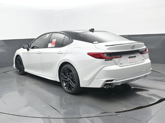 New 2026 Wind Chill Pearl/Black Toyota XSE image 3