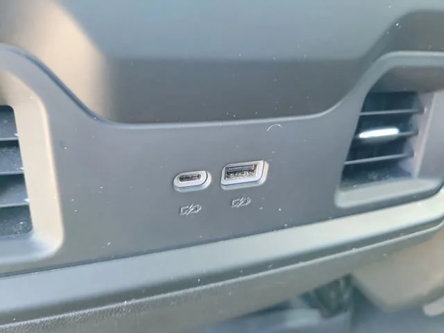 2022 Chevrolet Silverado 1500 LT - Photo 15