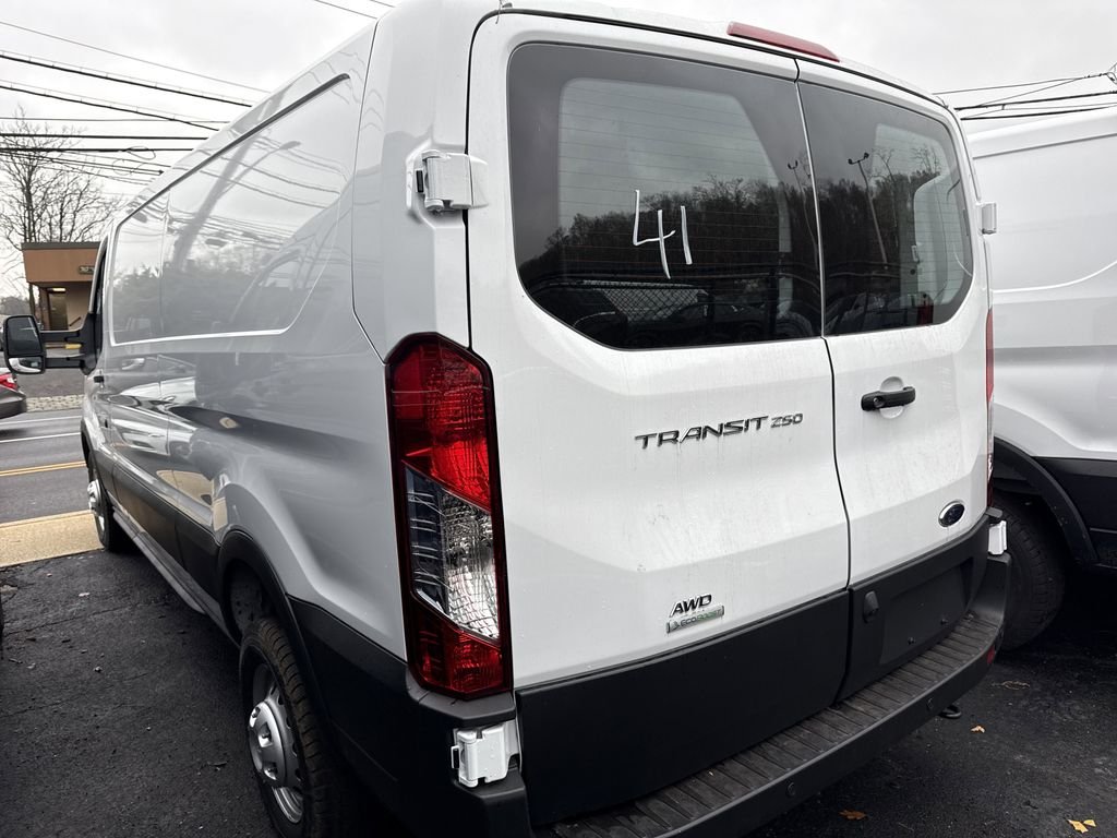 New 2025 Oxford White Ford Cargo Van image 4