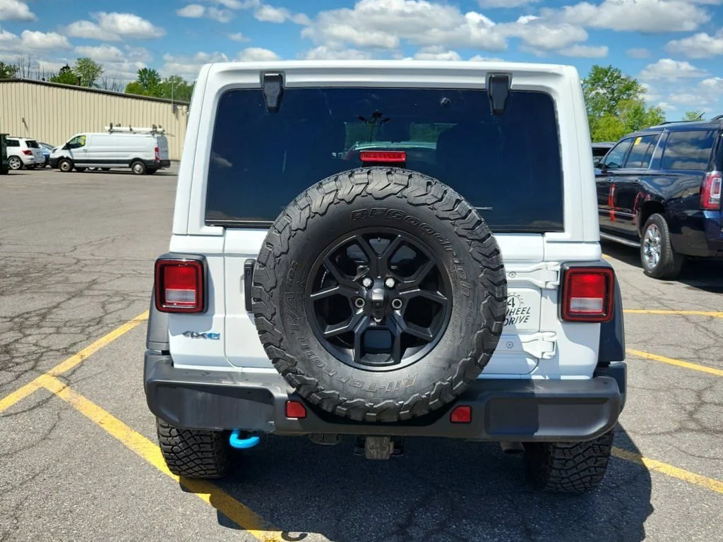 Certified Used 2024 White Jeep Willys 4xe image 5