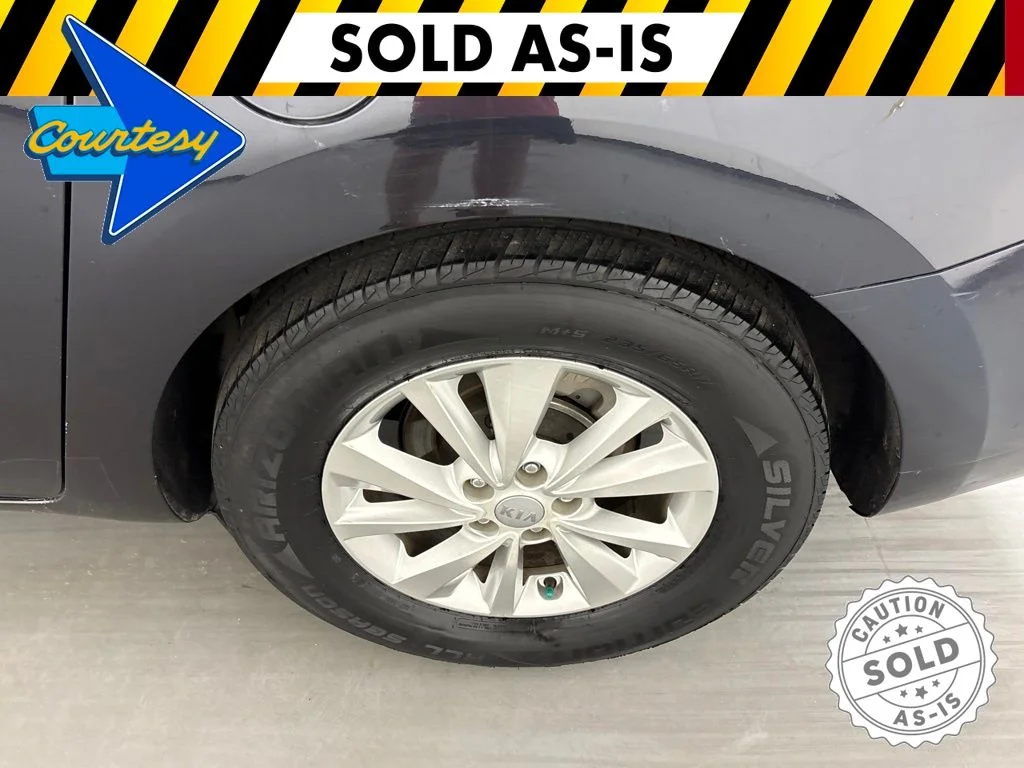 Used 2017 Black Kia LX image 11