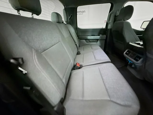 Used 2024 Gray Metallic Ford XLT image 27