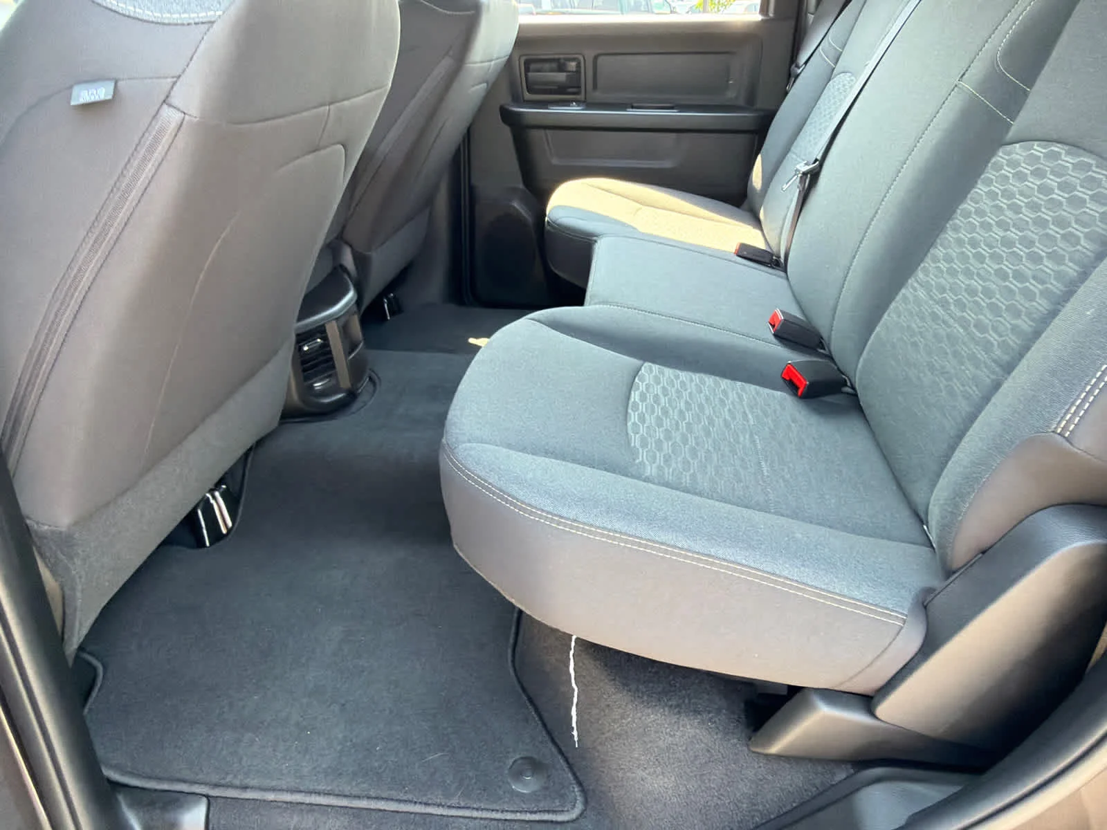 New 2026 Granite Crystal Metallic Clearcoat Ram Tradesman image 14