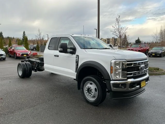 New 2026 Oxford White Ford XL image 3