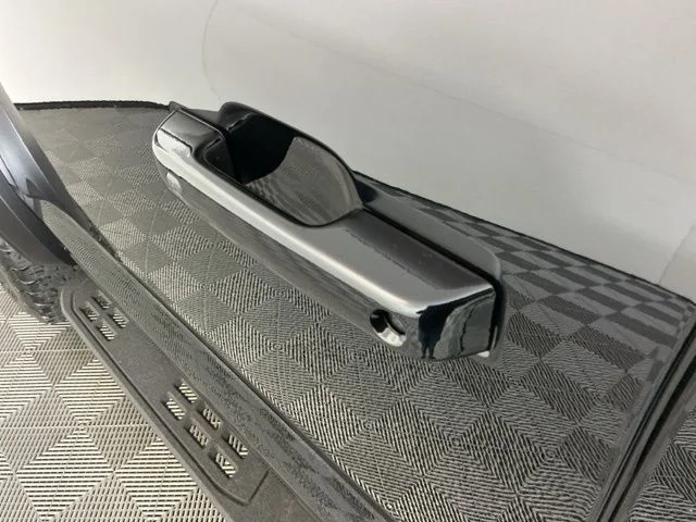 New 2026 Agate Black Metallic Ford Raptor image 15