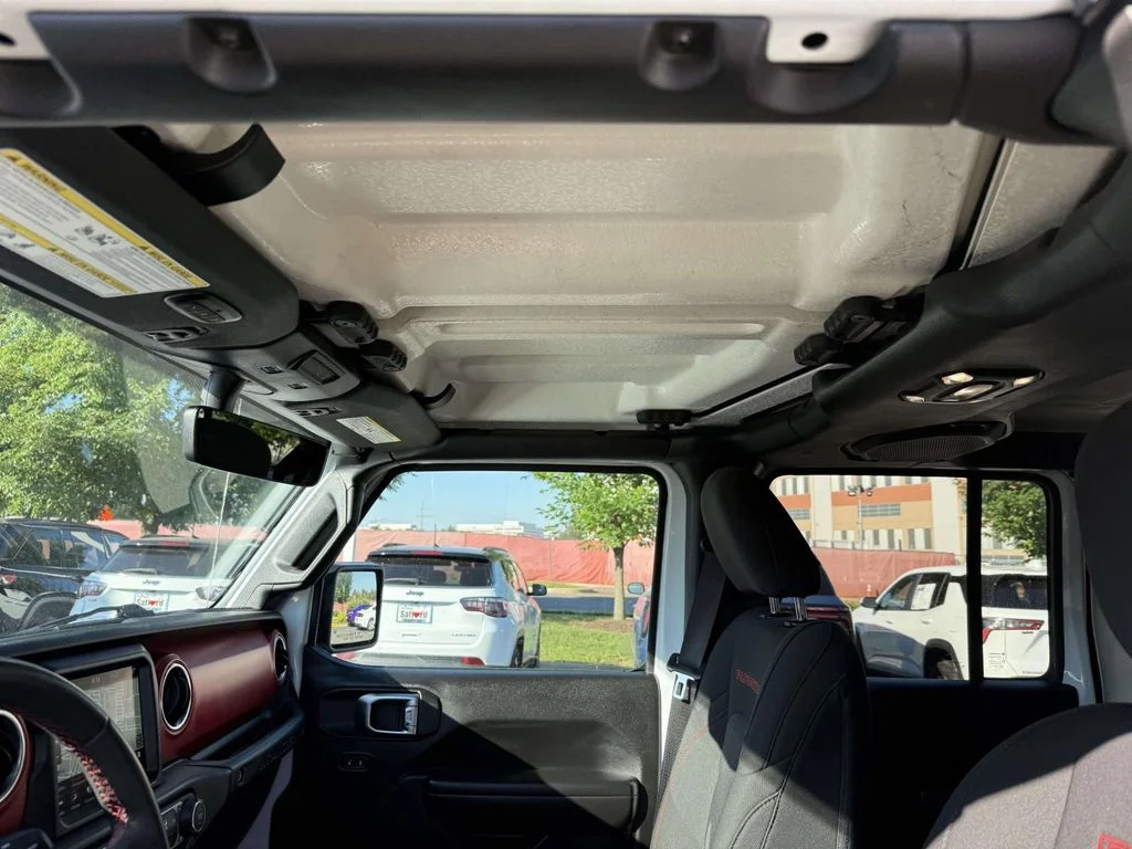 Used 2023 White Jeep Rubicon image 4