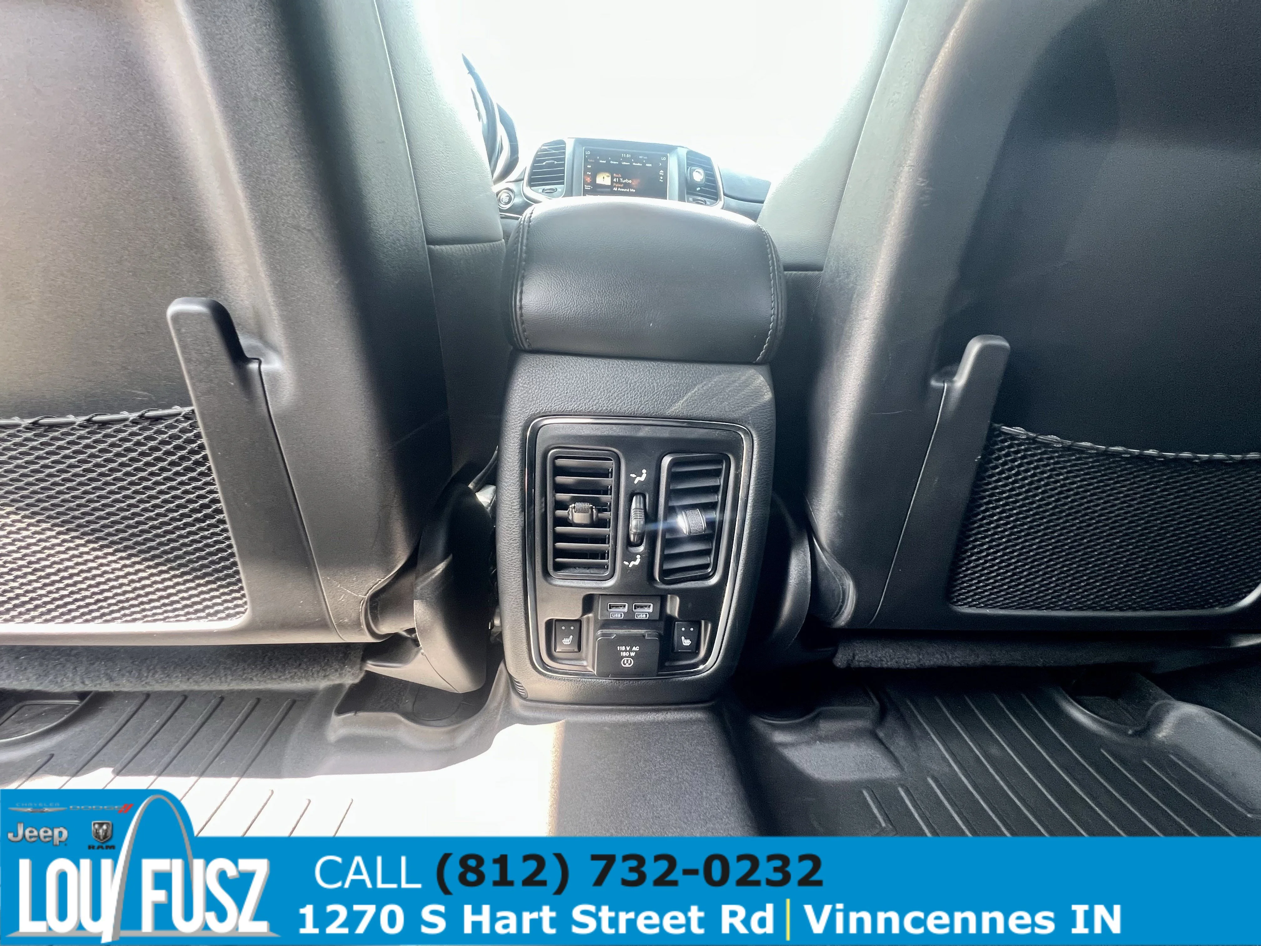 Used 2018 Diamond Black Crystal Pearlcoat Jeep Limited image 14