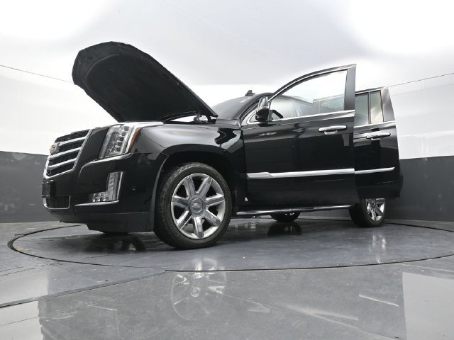 Used 2020 Black Cadillac Premium image 42
