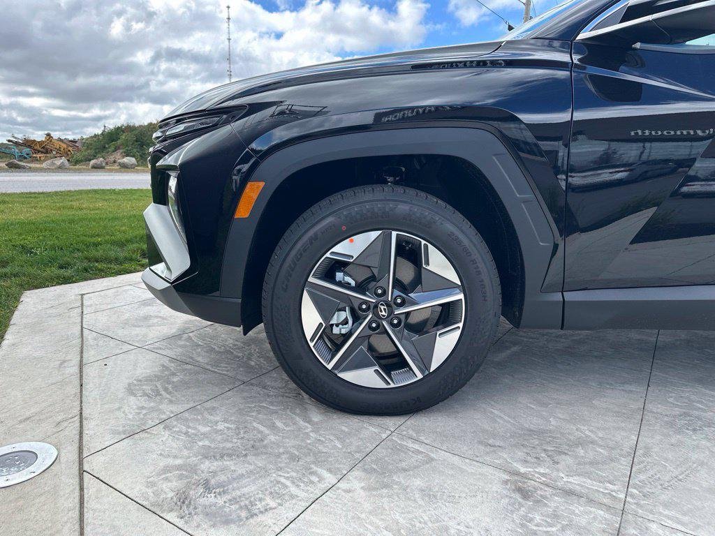 New 2026 Black Hyundai SEL Premium AWD image 7
