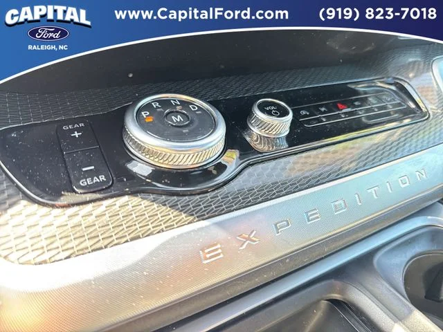 Used 2025 Gray Ford Platinum image 30
