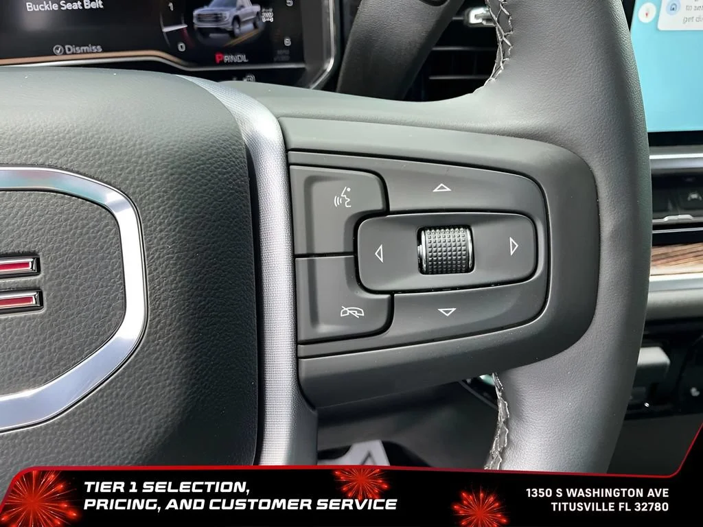 Used 2025 Onyx Black GMC Elevation image 31
