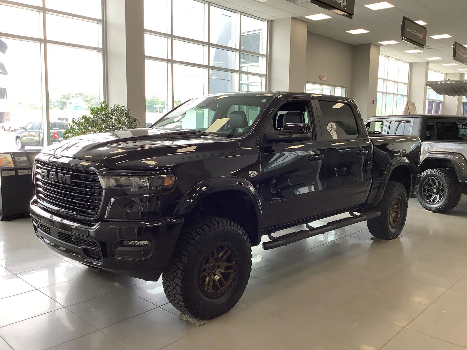 New 2026 Diamond Black Crystal Pearlcoat Ram Laramie image 5