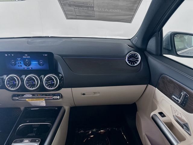 New 2026 Cirrus Silver Metallic Mercedes-Benz GLA 250 image 53