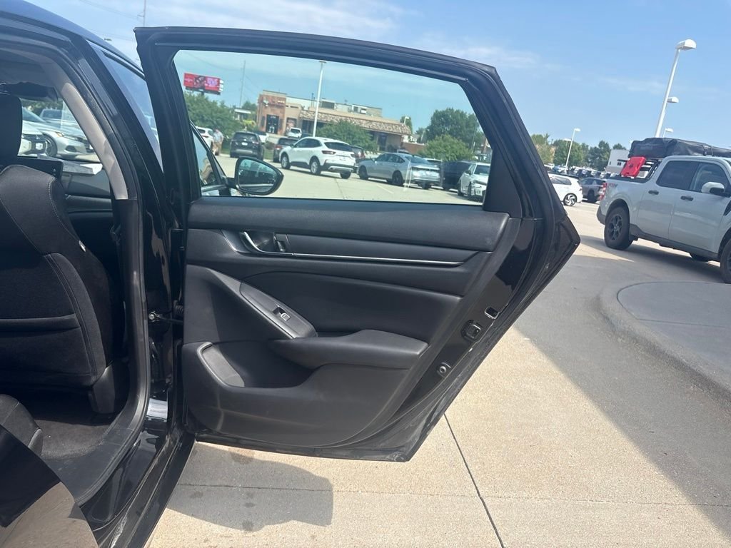 Used 2019 Black Honda LX image 26