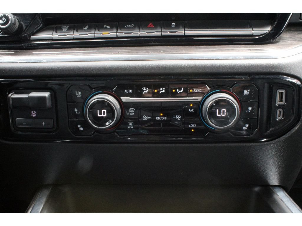 Used 2024 Summit White Chevrolet LTZ image 10