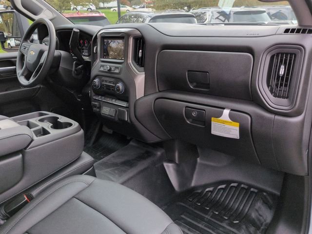 New 2025 Summit White Chevrolet Work Truck image 27