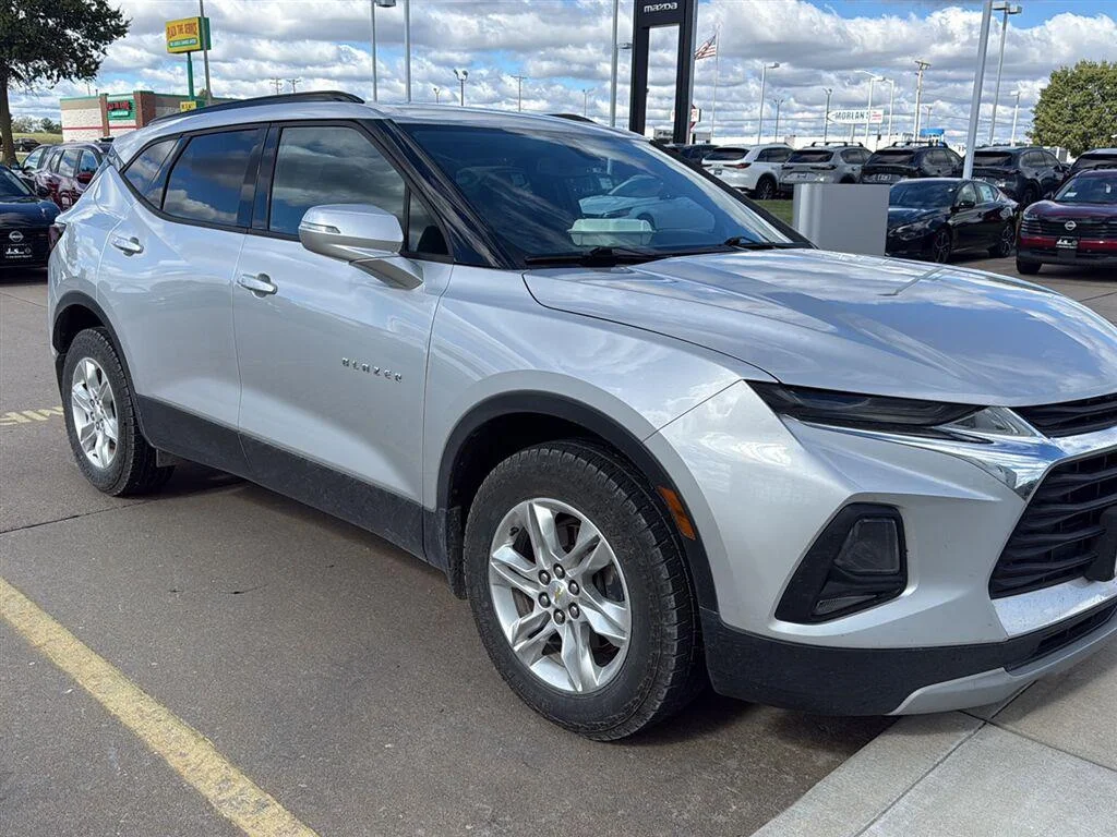 Used 2019 Silver Ice Metallic Chevrolet LT image 1