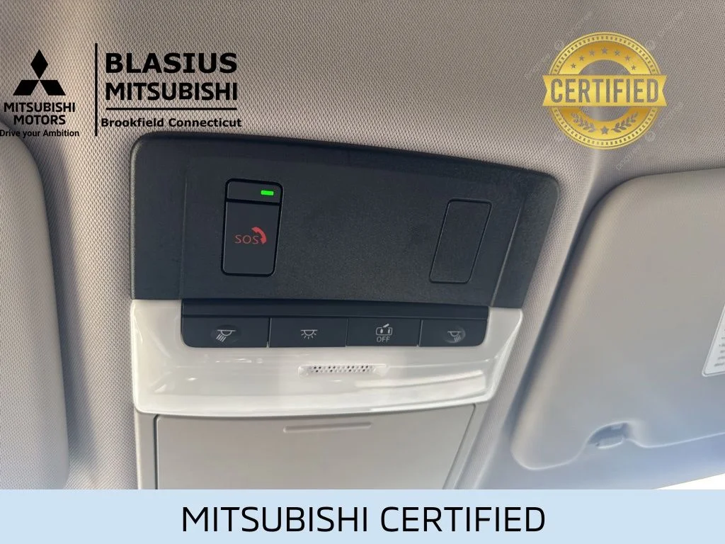 Certified Used 2024 Silver Mitsubishi SE image 28