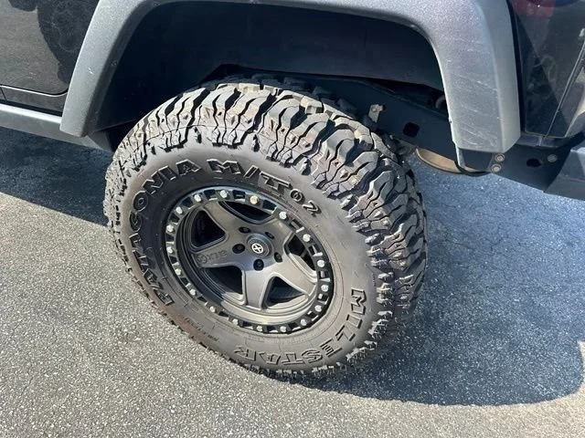 Used 2015 Black Jeep Unlimited Rubicon image 21