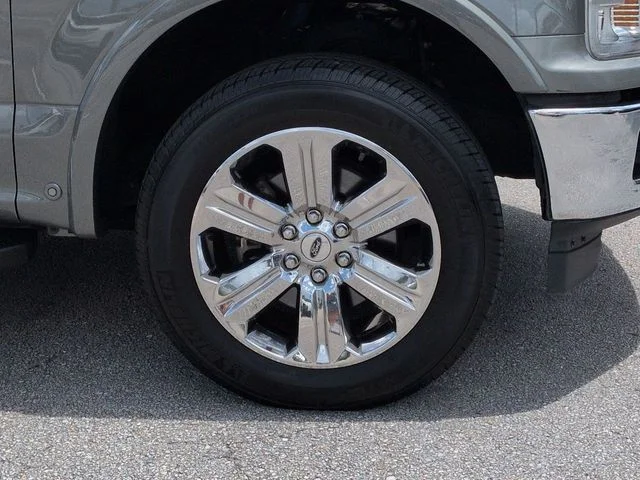 Certified Used 2019 Silver Spruce Ford Lariat image 11