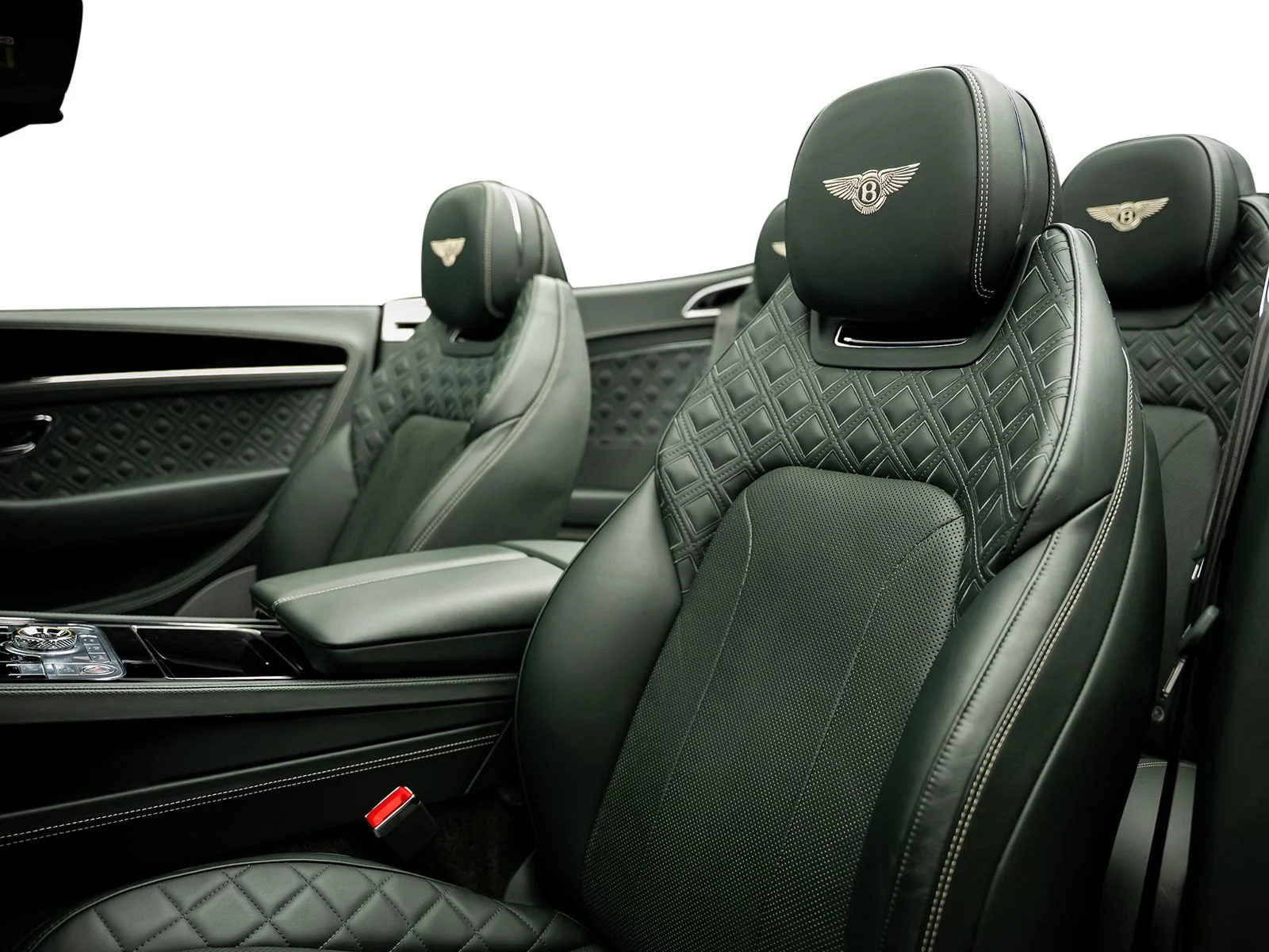 Used 2021 Green Bentley V8 image 33
