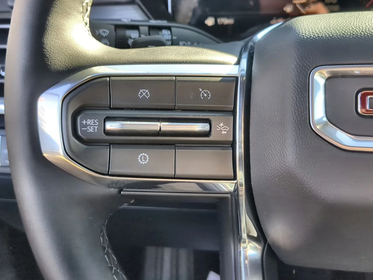 New 2026 Ebony Twilight Metallic GMC Elevation image 35
