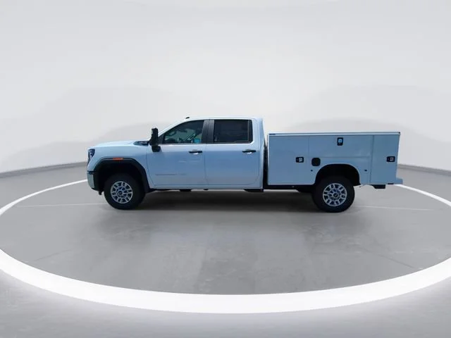 New 2026 Summit White GMC Pro image 5