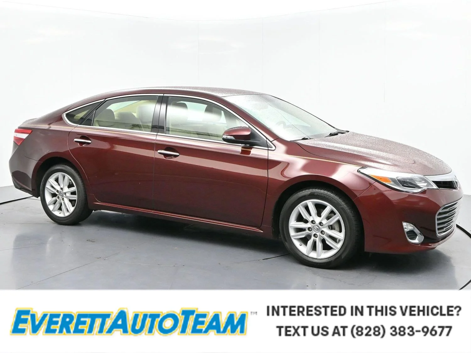 Used 2015 Ooh La La Rouge Mica Toyota XLE image 1