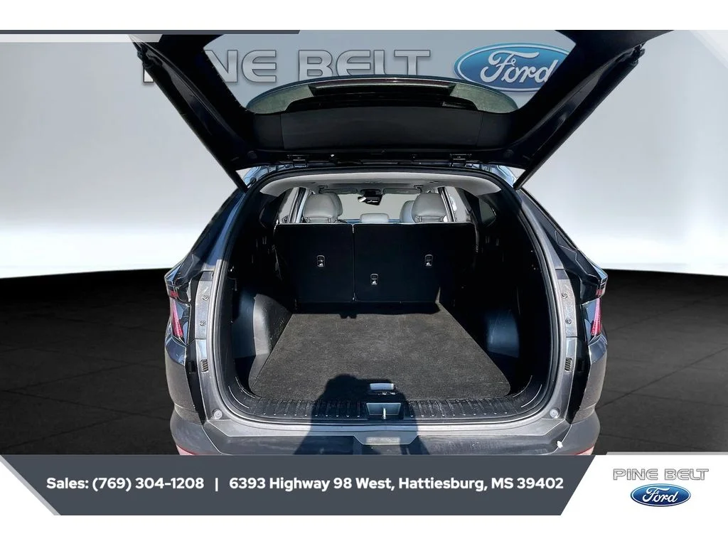 Used 2022 Portofino Gray Hyundai SEL image 21