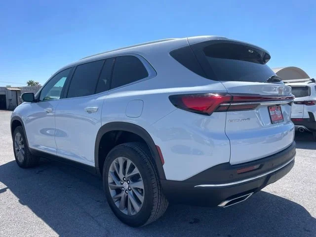 New 2026 Iridescent White Tricoat Buick Preferred image 6