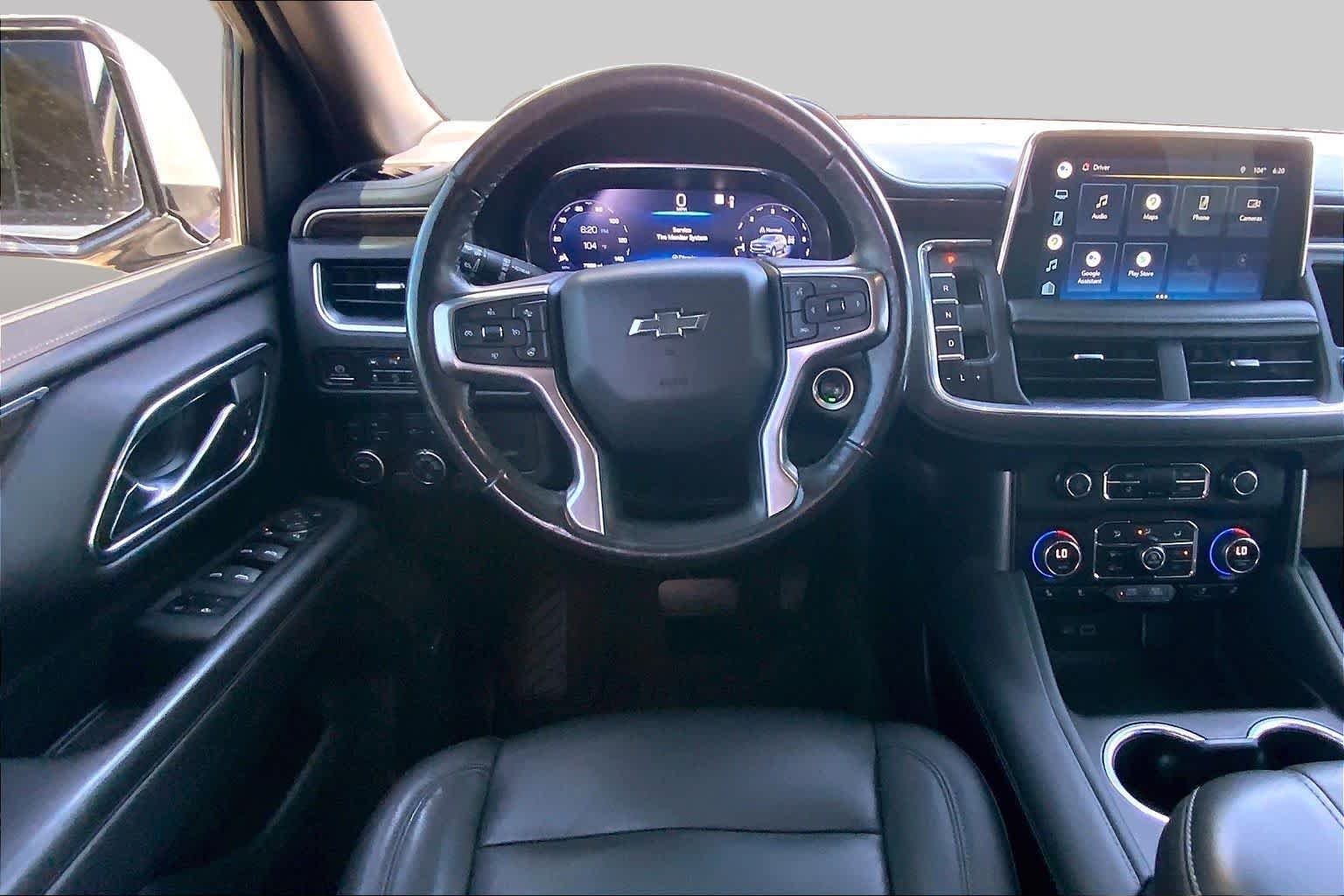 Used 2022 Iridescent Pearl Tricoat Chevrolet Z71 image 6