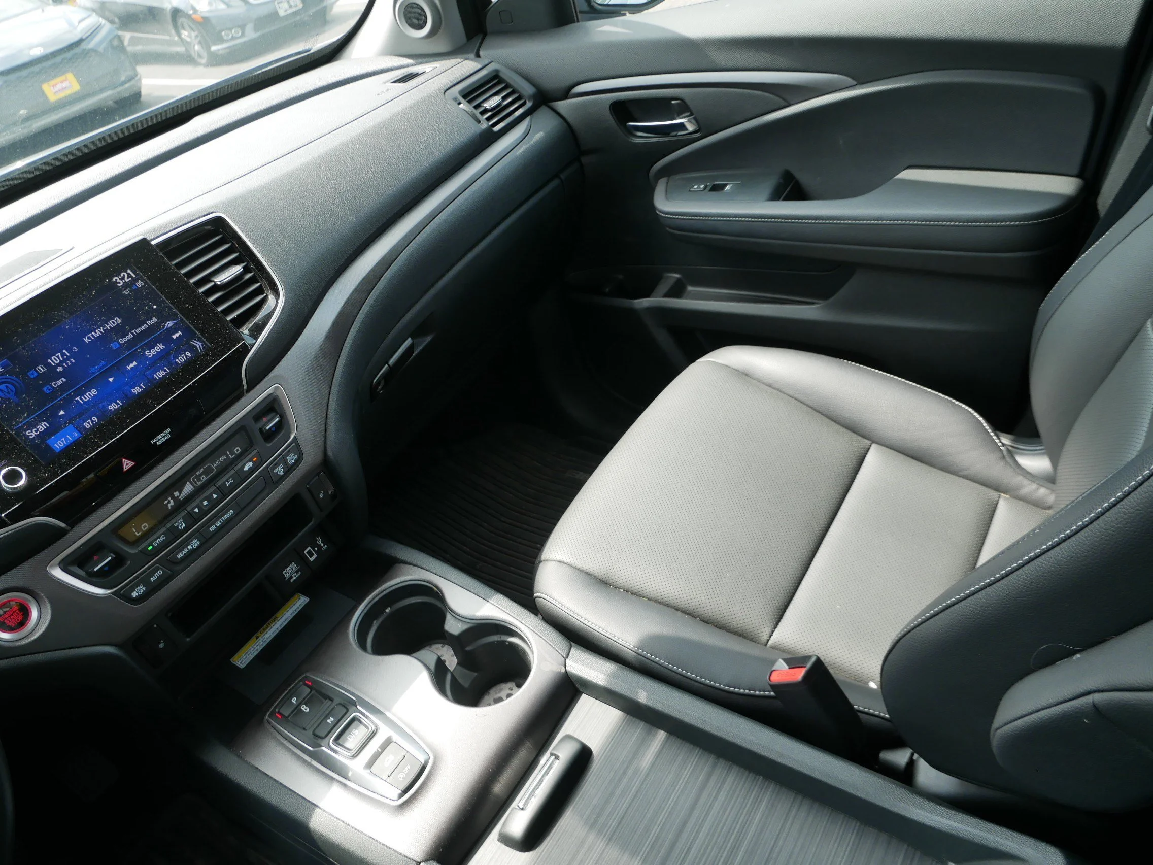 Used 2023 Sonic Gray Pearl Honda RTL-E image 11