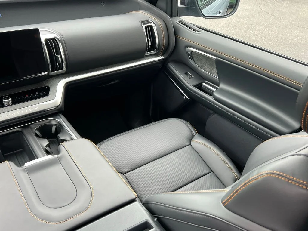 New 2026 Glacier Gray Metallic Tri-Coat Ford Tremor® image 19