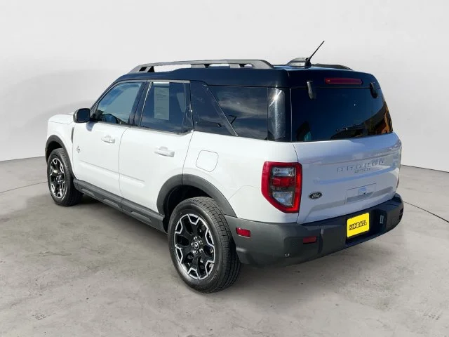 Certified Used 2025 Oxford White Ford Outer Banks image 7