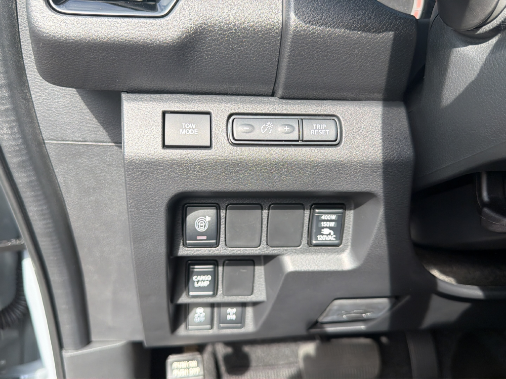 New 2027 Gray Nissan PRO-4X image 36