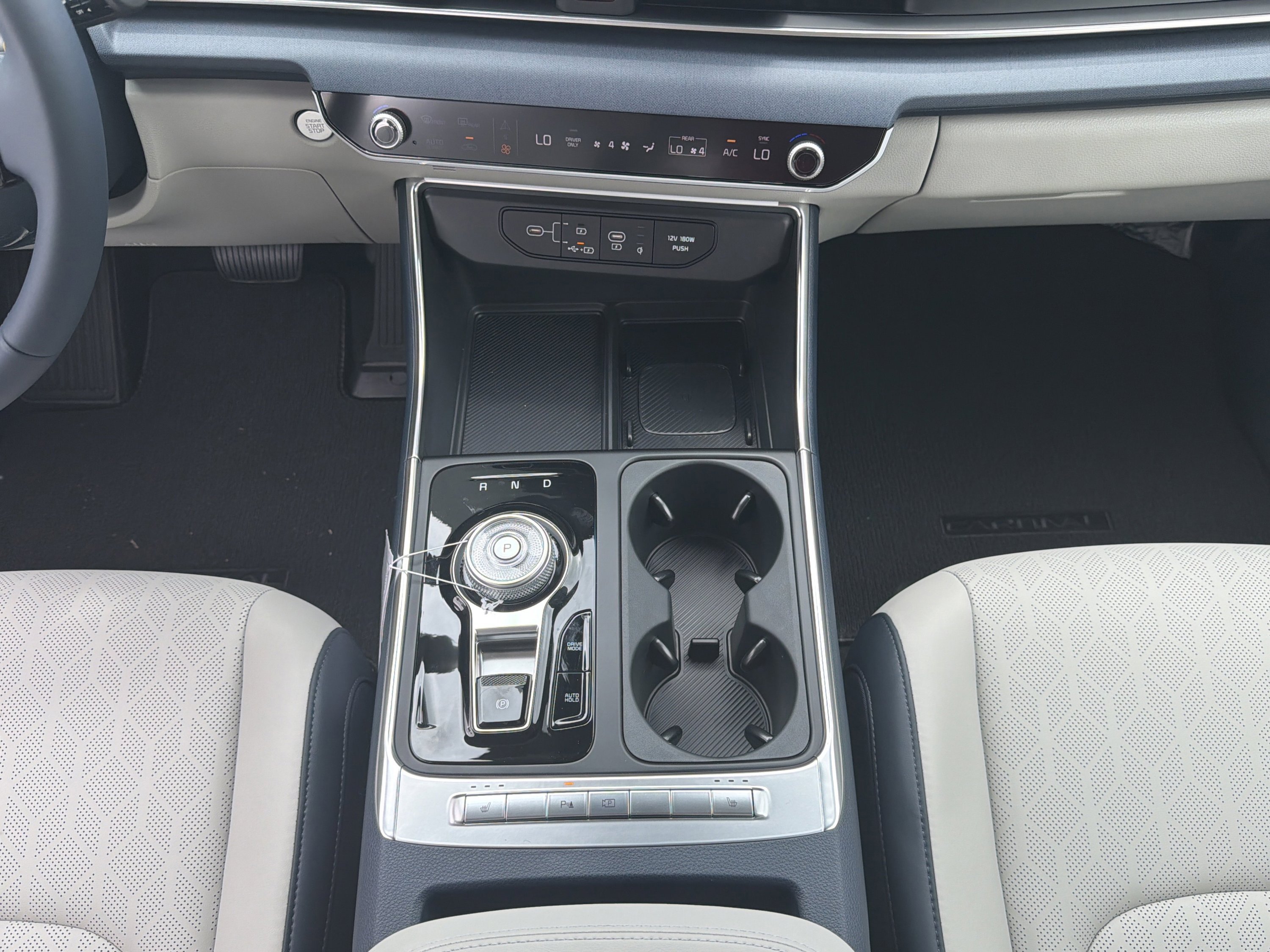 New 2026 Snow White Pearl Kia EX image 8