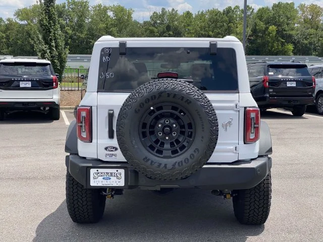 New 2026 White Ford Outer Banks image 4