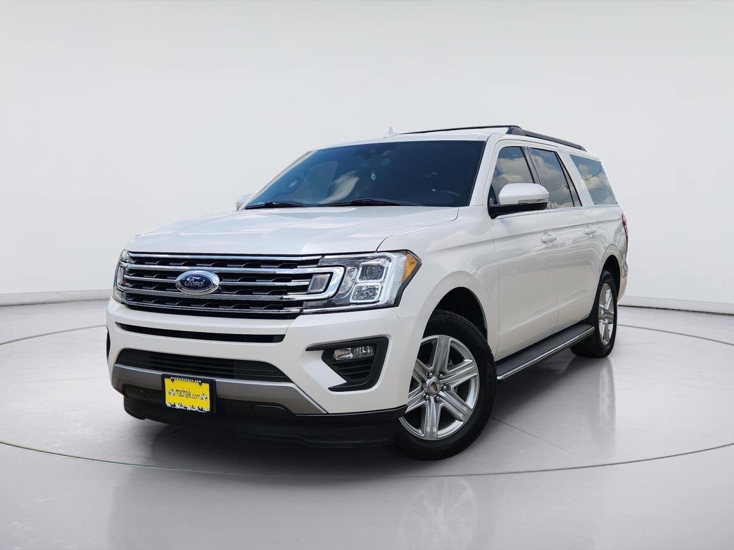 Used 2018 White Platinum Metallic Tri-Coat Ford XLT image 1