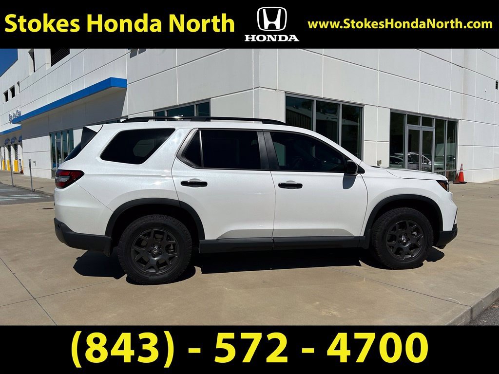 Used 2025 White Honda TrailSport image 8